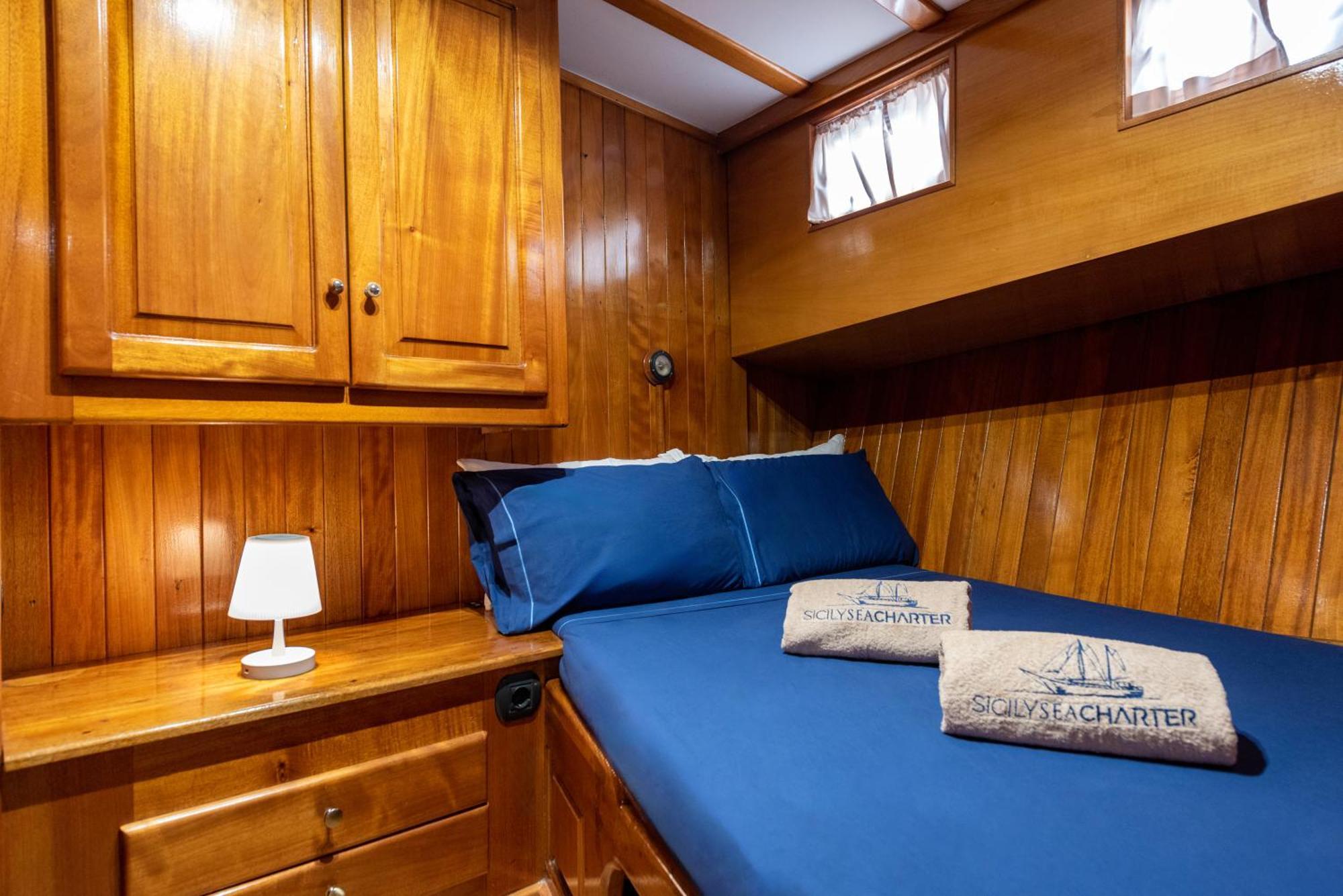 Sicily Sea Charter Caicco Hande Capo Galera Palermo Eksteriør billede